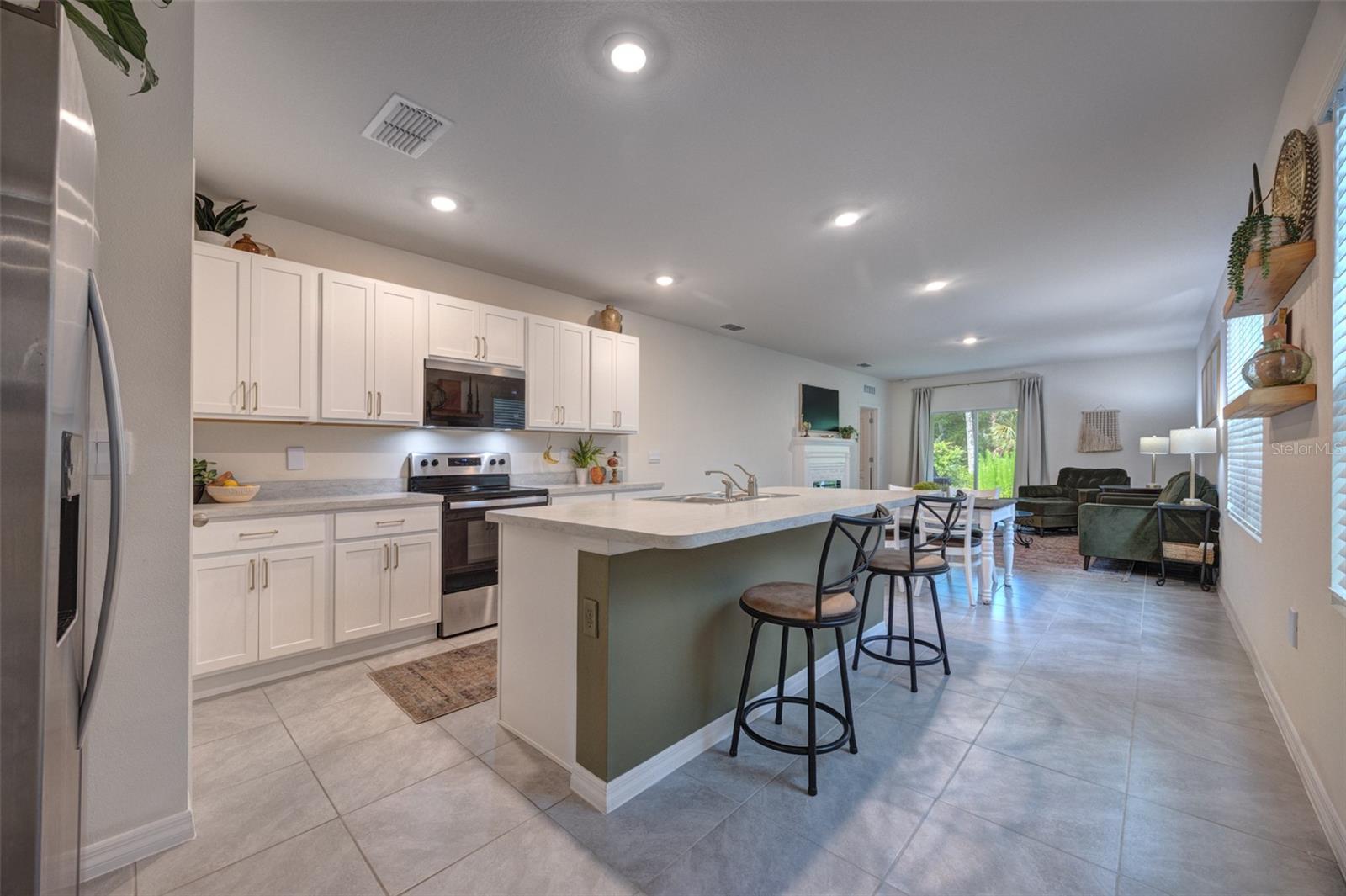 372 Pelham Park Drive, FL
