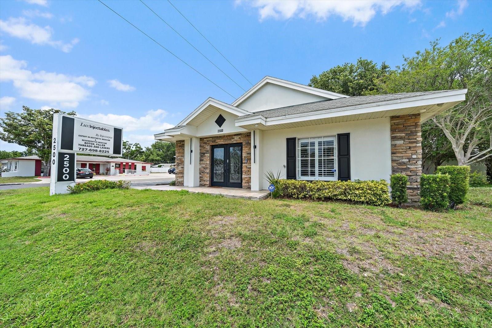 2500 Sunset Point Road, FL