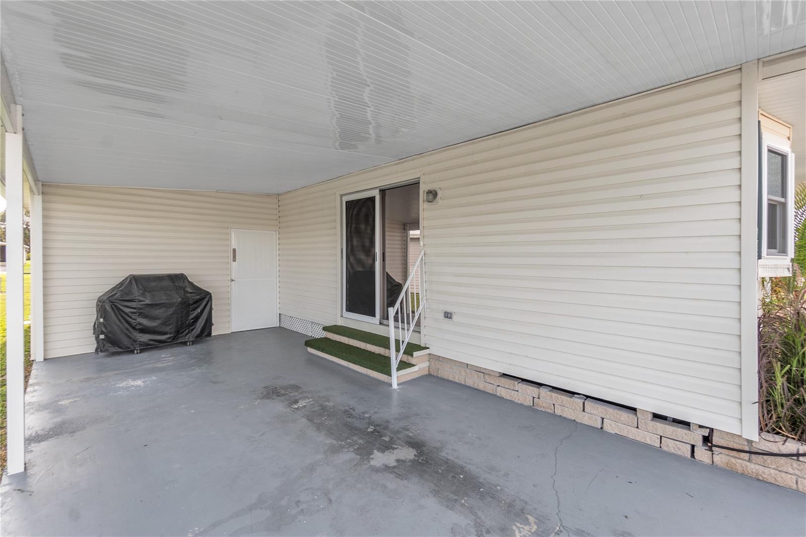 1535 45th Avenue Drive, FL