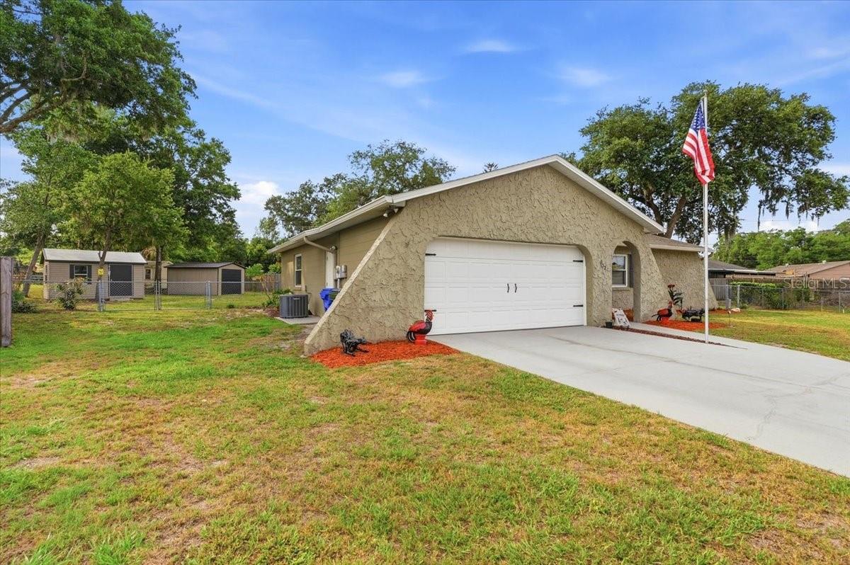 552 Hardenoak Boulevard, FL