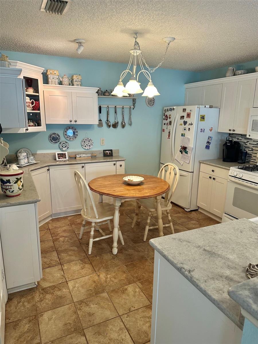 17350 77th Sycamore Avenue, FL