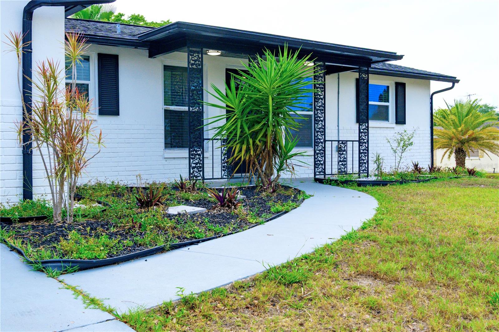 11241 Yewtree Avenue, FL