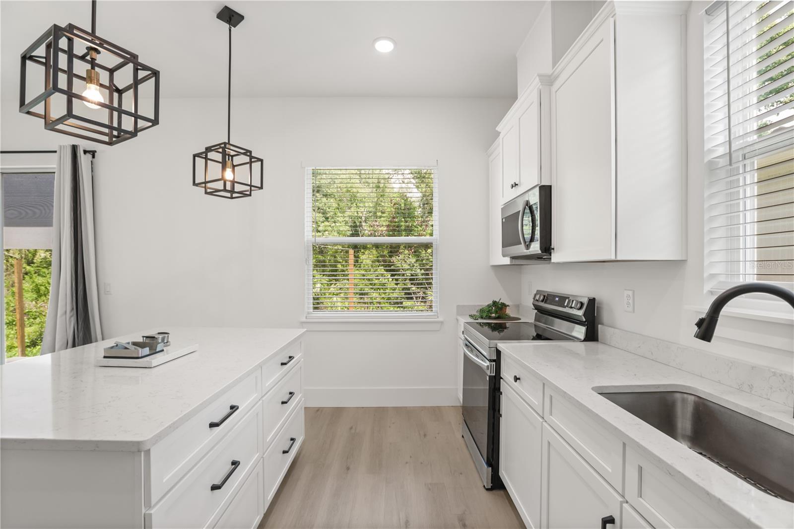 2137 Brighton Lane, FL
