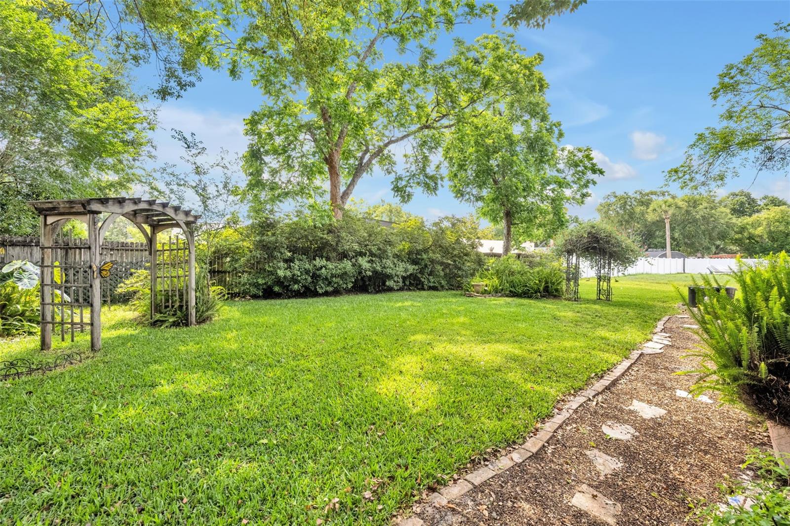 4029 Tamarisk Way, FL