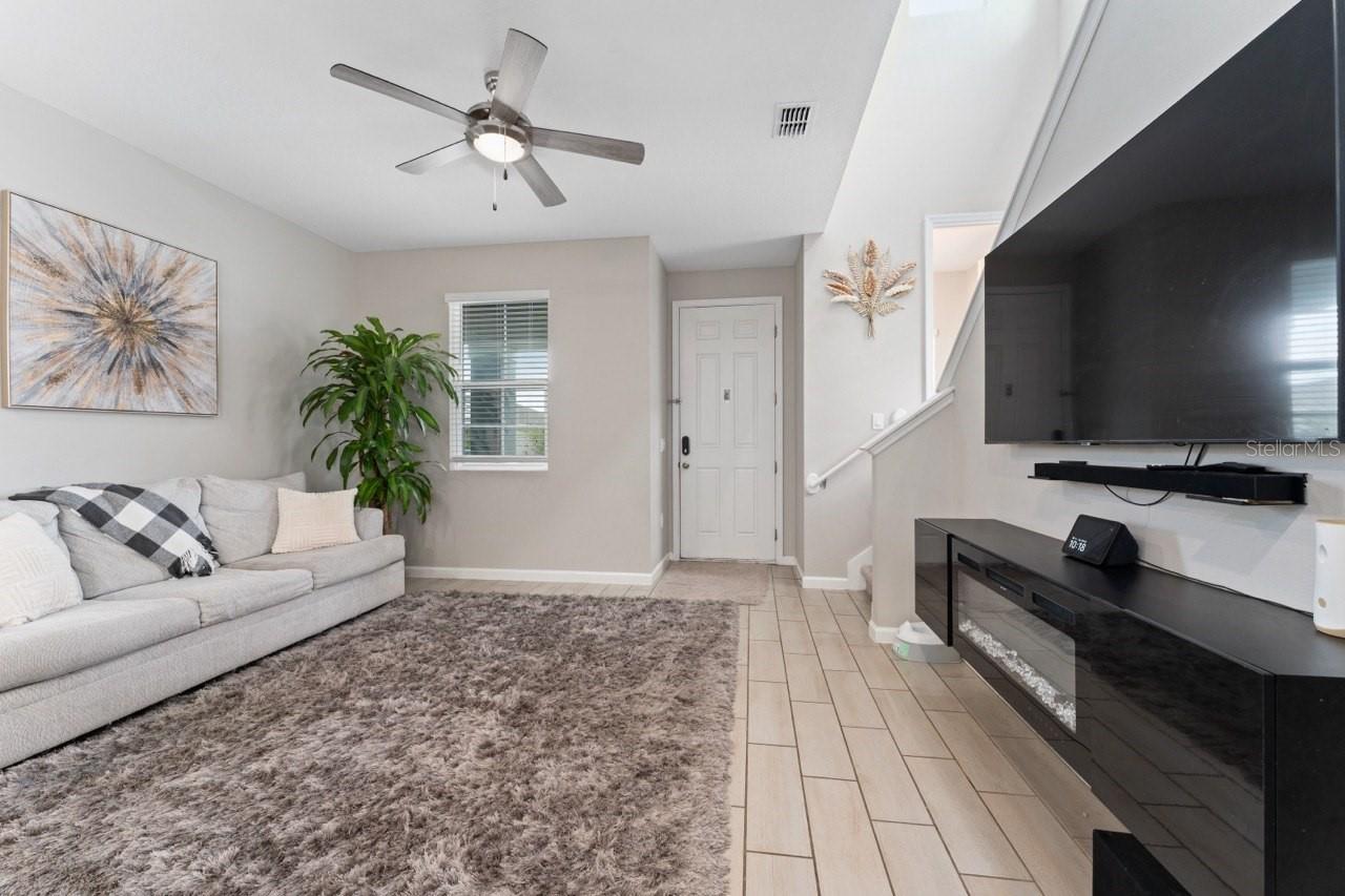 1487 Axel Graeson Avenue, FL