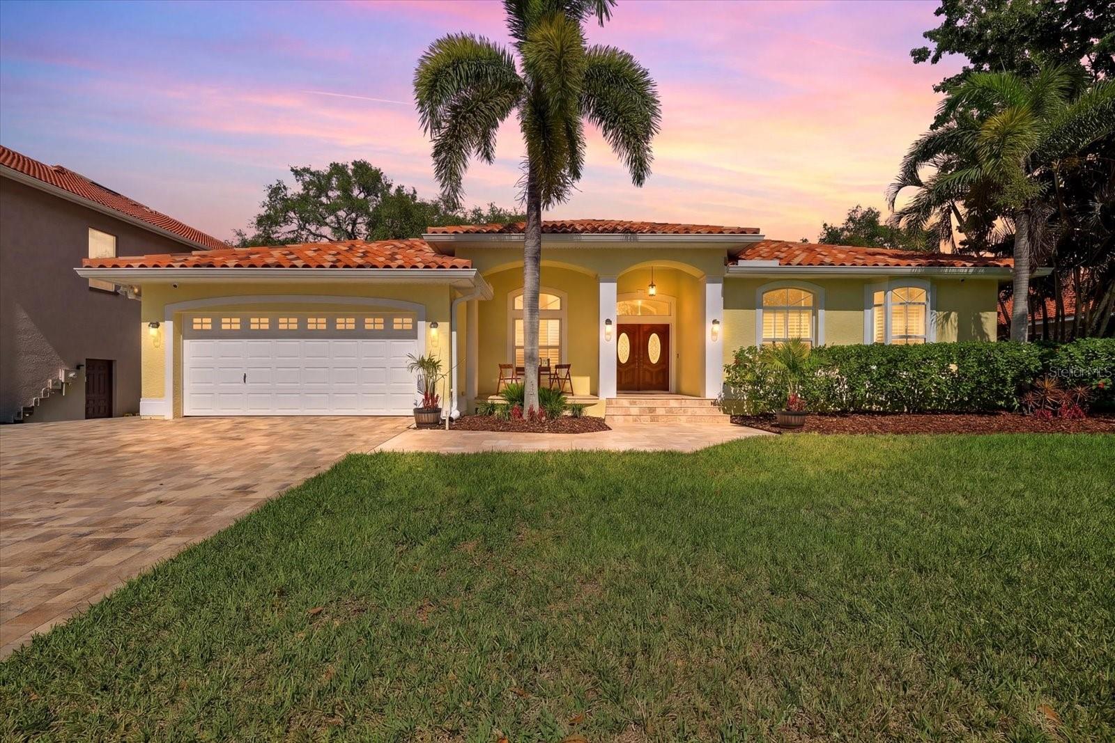 1038 Wideview Avenue, FL