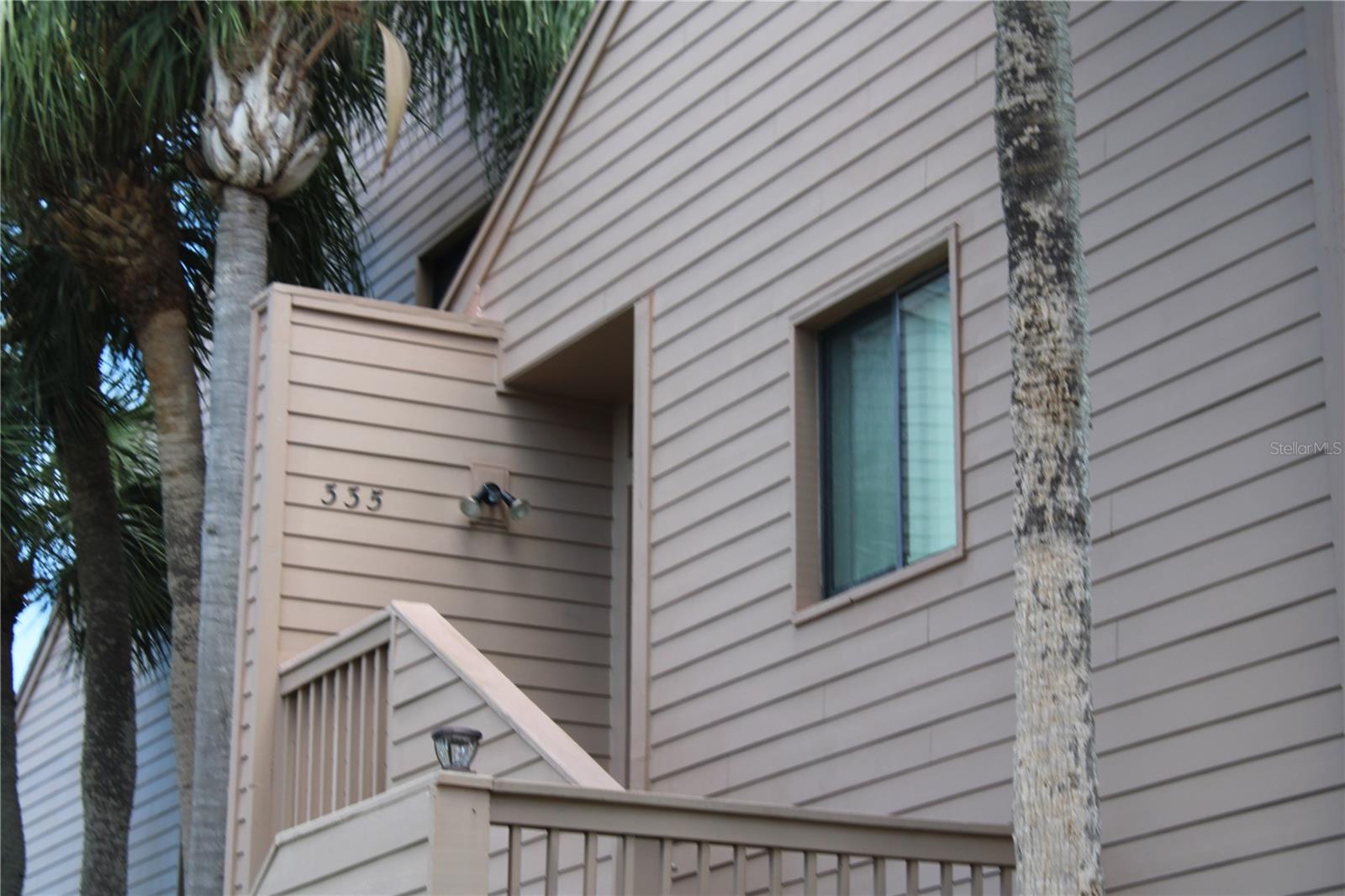 335 Windrush Loop, FL