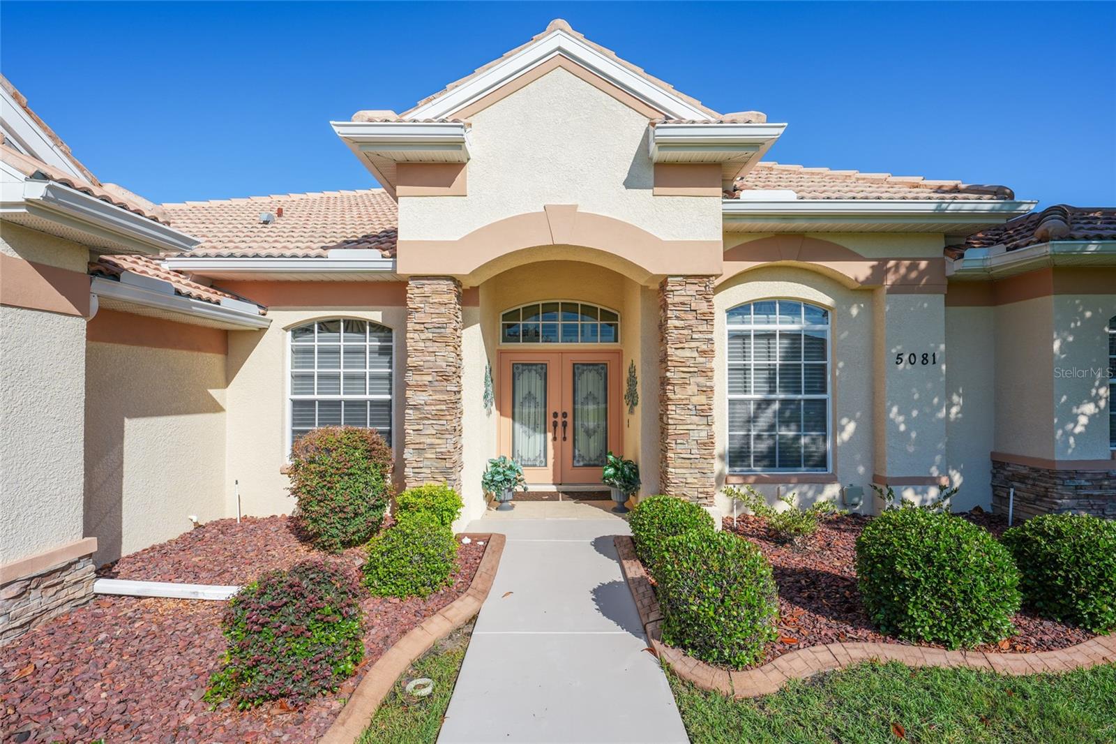 5081 Delacroix Drive, FL