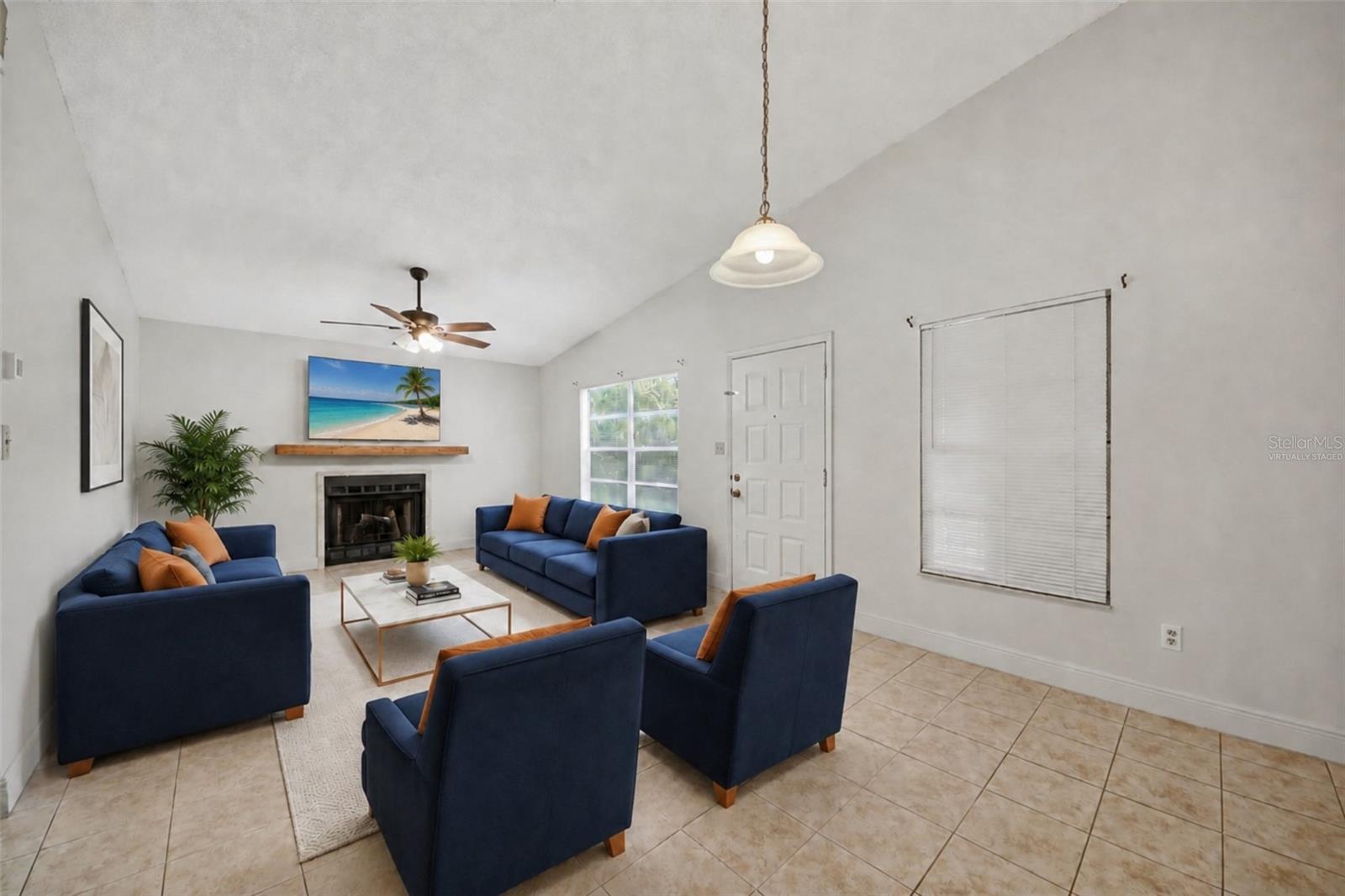 4800 Semoran Boulevard, FL