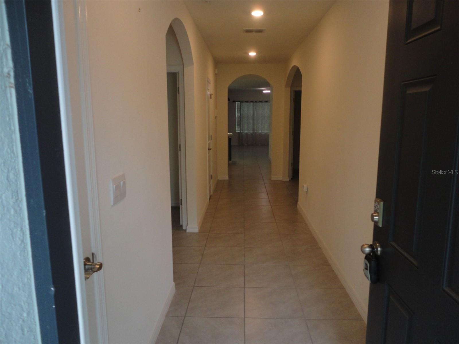 216 Hickory Course, FL