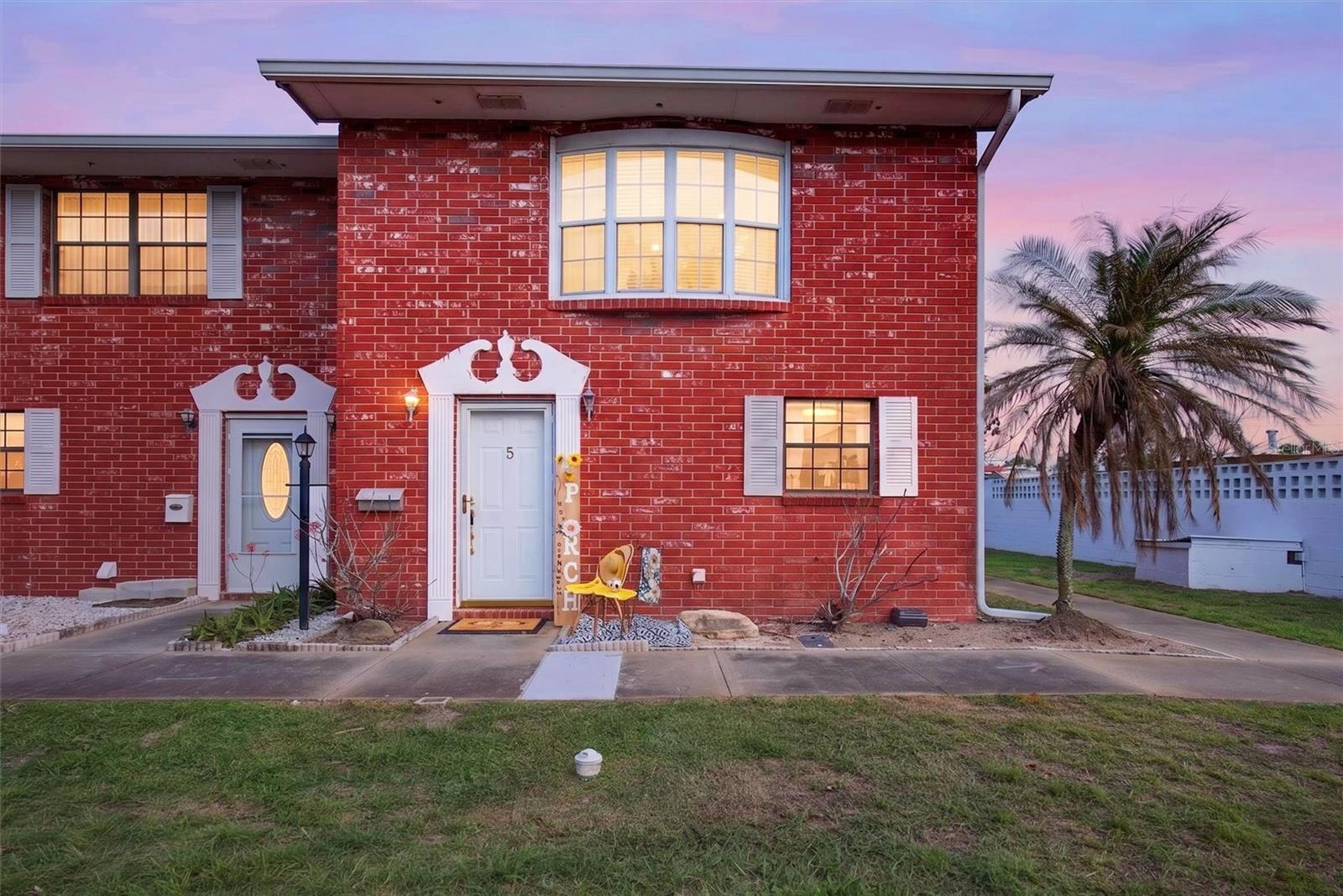 2250 Palmetto Avenue, FL