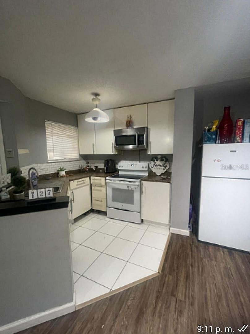1964 Lake Atriums Circle, FL