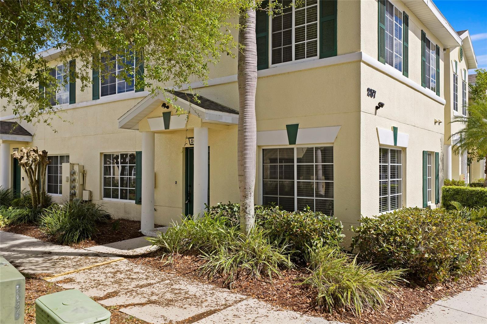 257 Cape Harbour Loop, FL