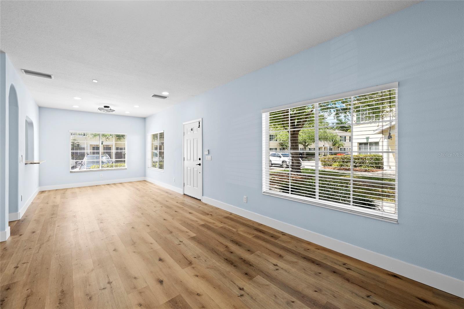 257 Cape Harbour Loop, FL