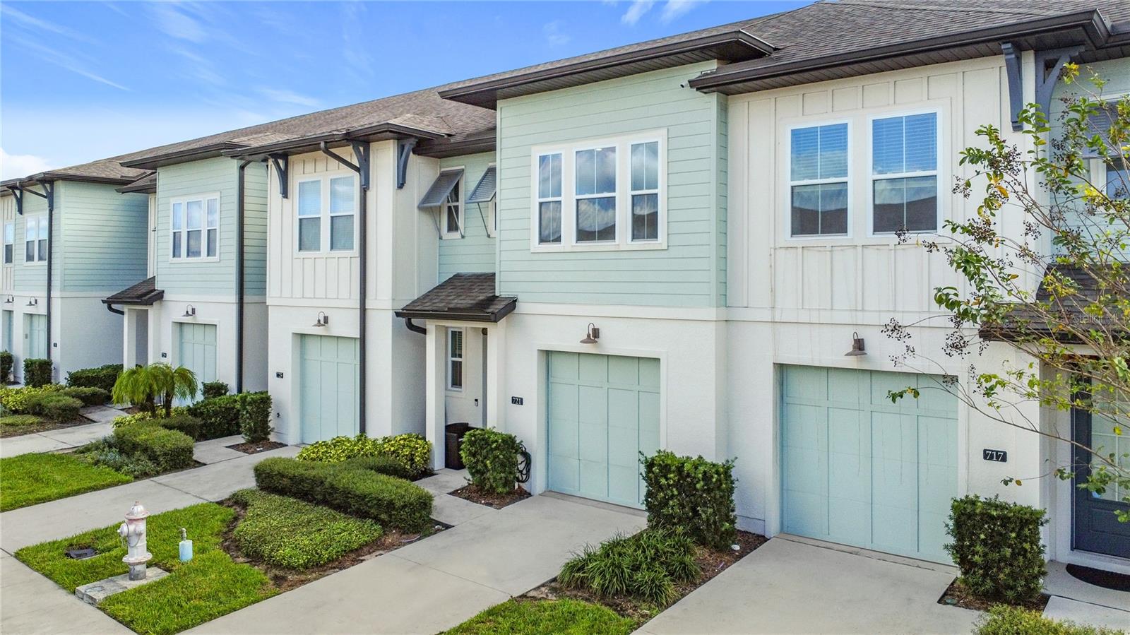 721 Benoi Dr, FL