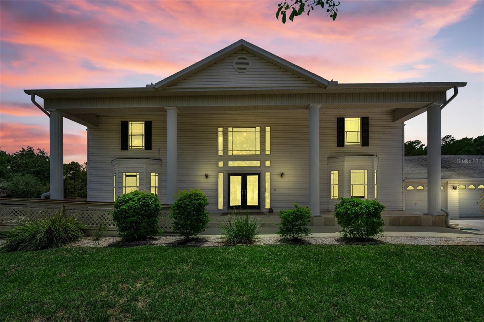 11046 Lakeview Drive, FL