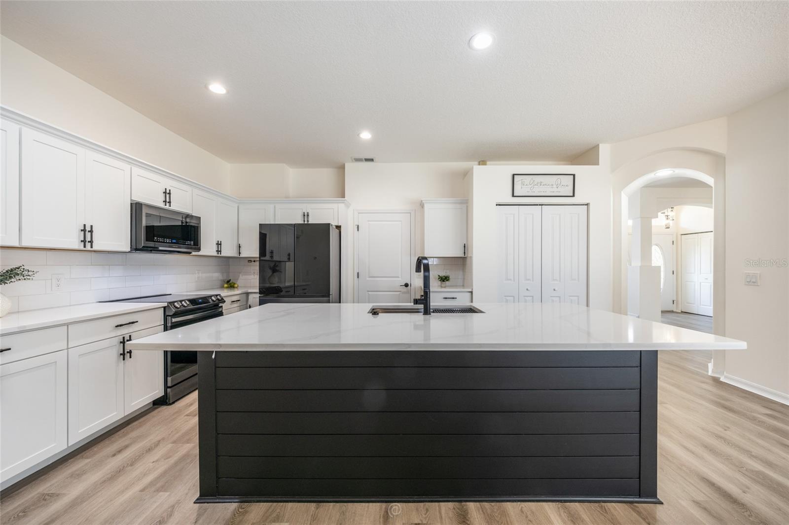 2 Felton Place, FL
