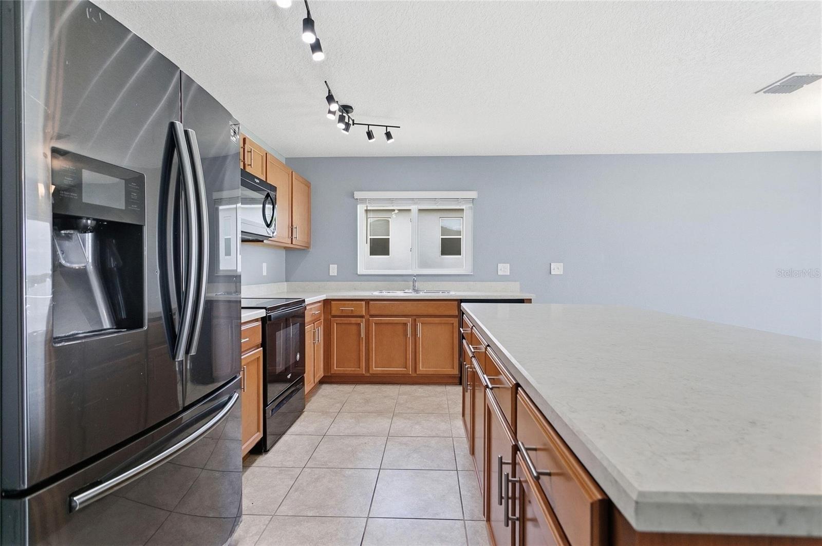 2465 Begonia Street, FL
