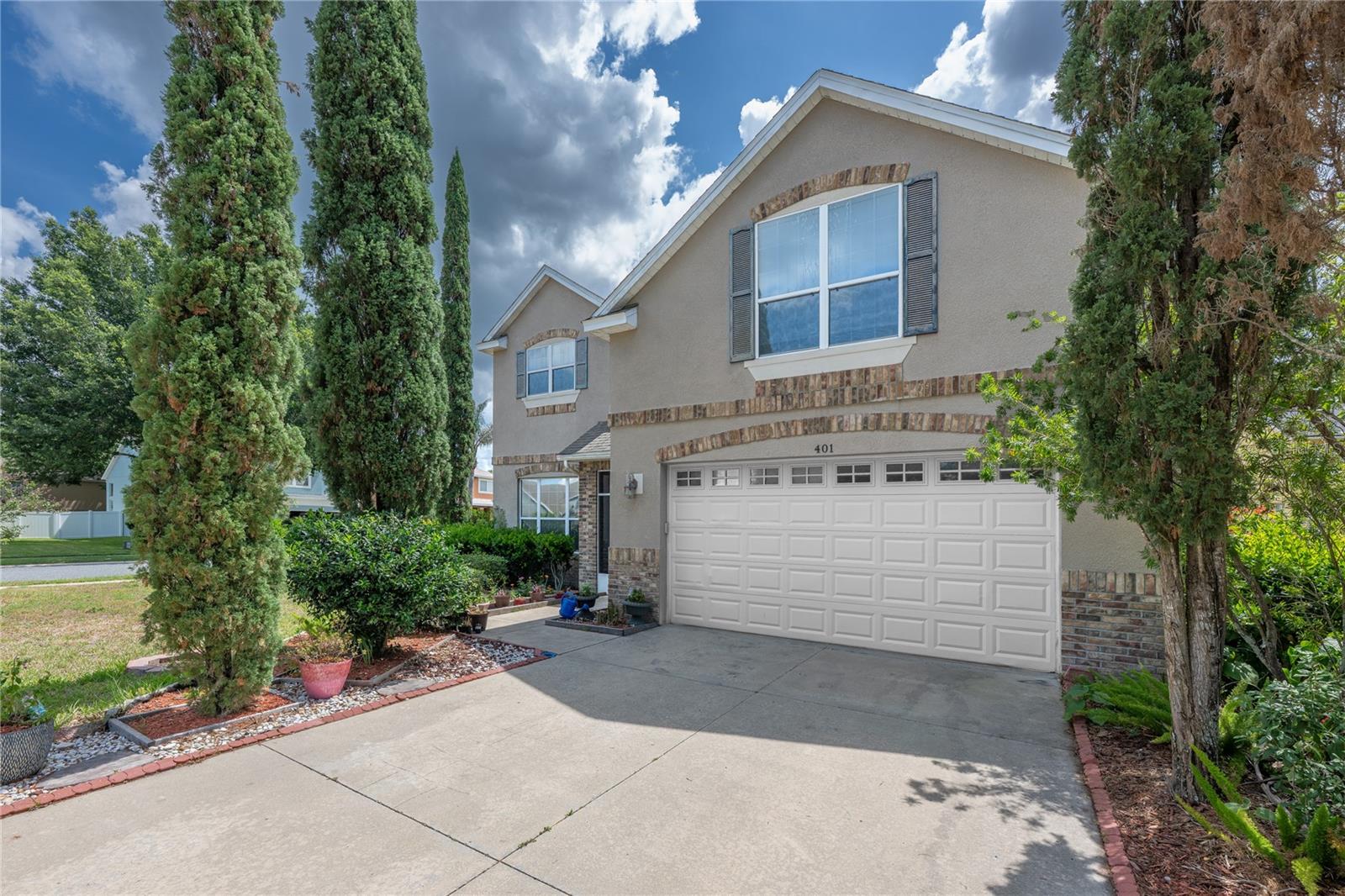401 Split Oak Court, FL