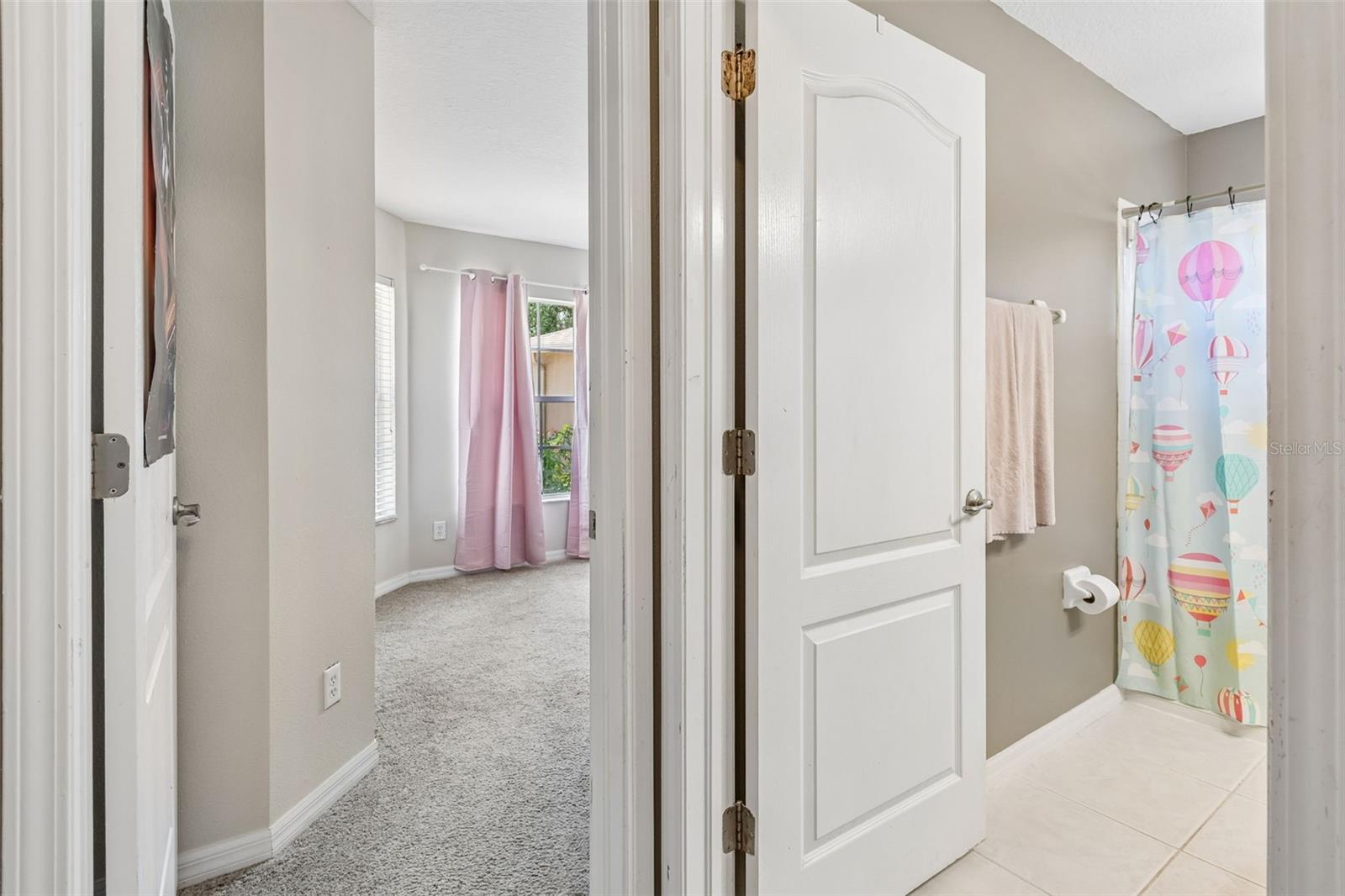 3318 Clover Blossom Circle, FL
