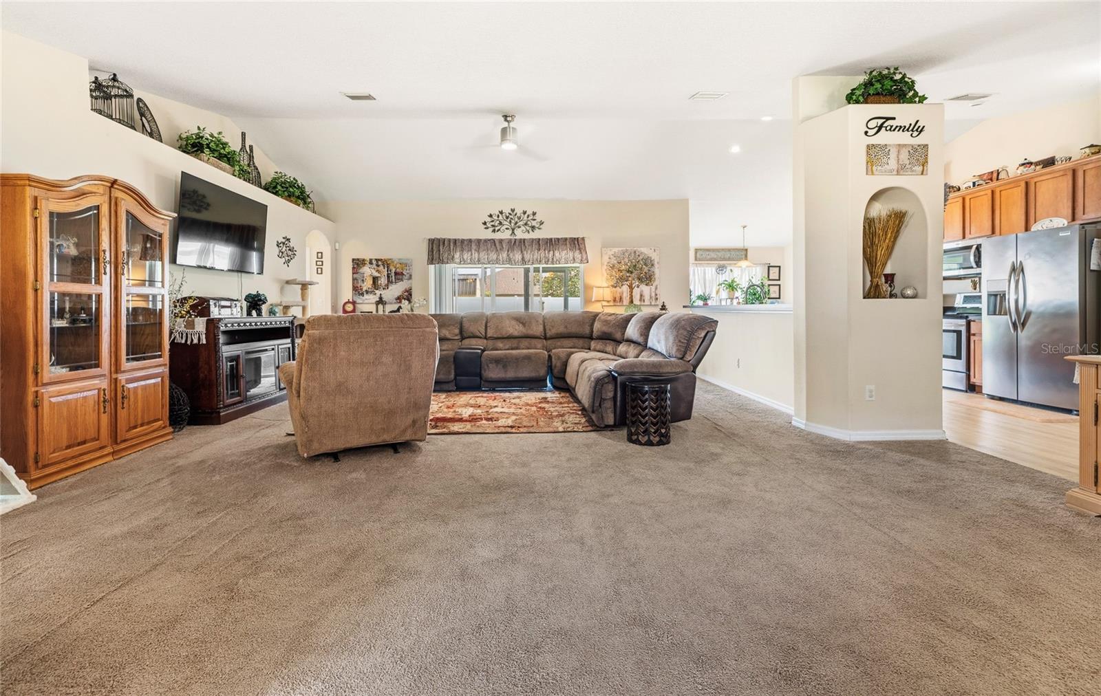 33 Royal Leaf Lane, FL