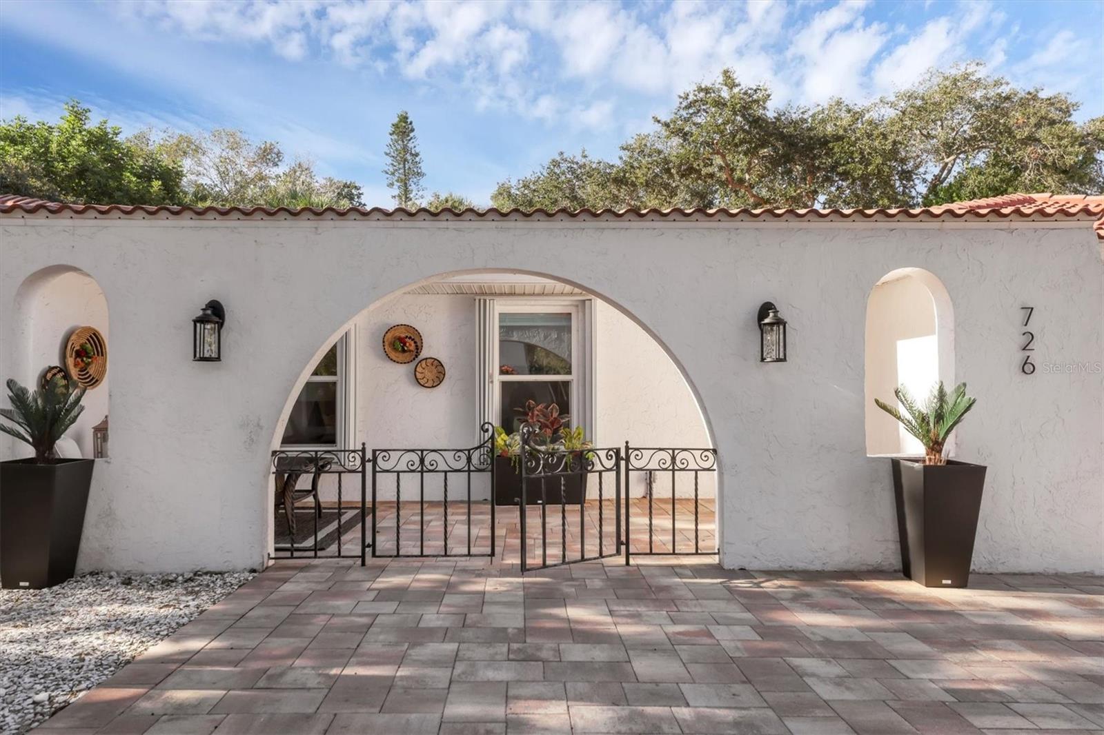 726 Birdsong Lane, FL