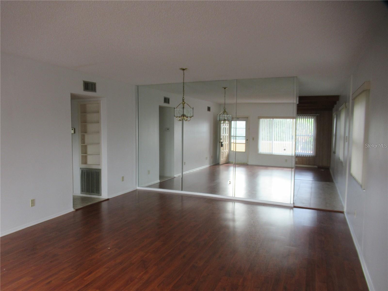 2286 Norwegian, FL