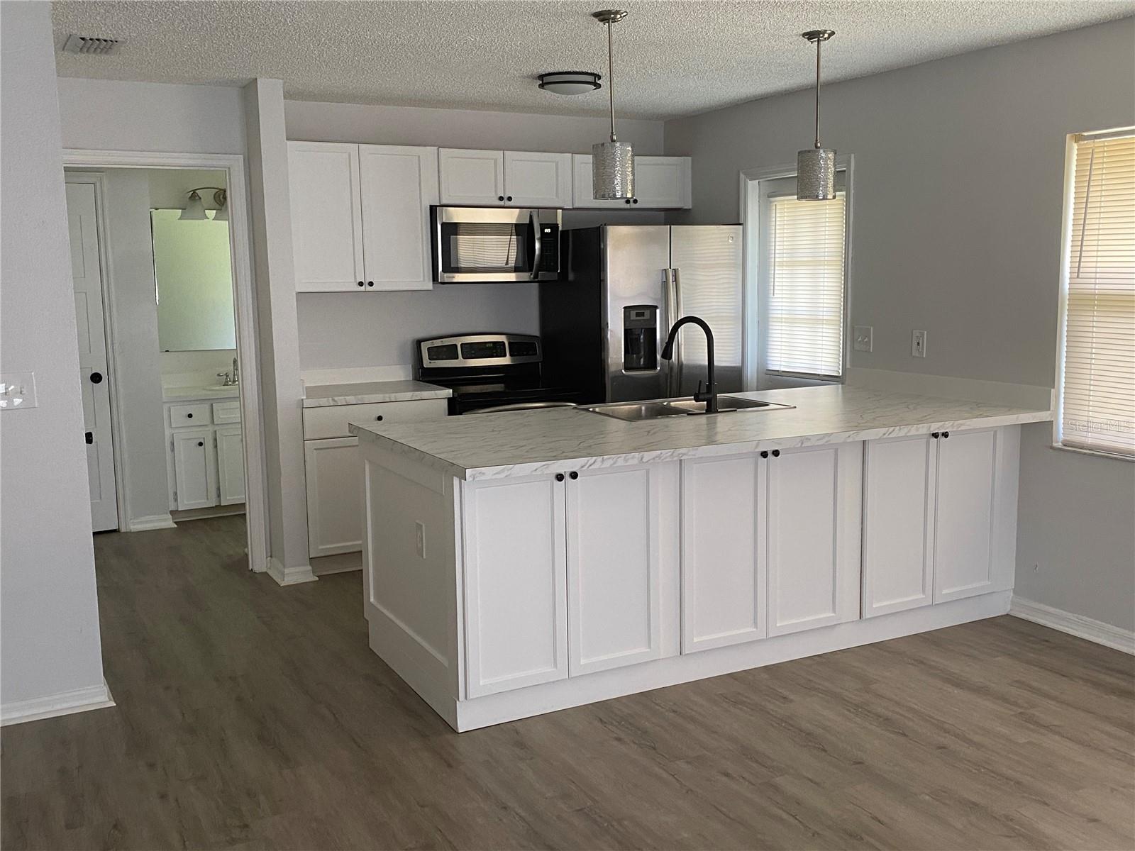 206 Mary Catherine Court, FL