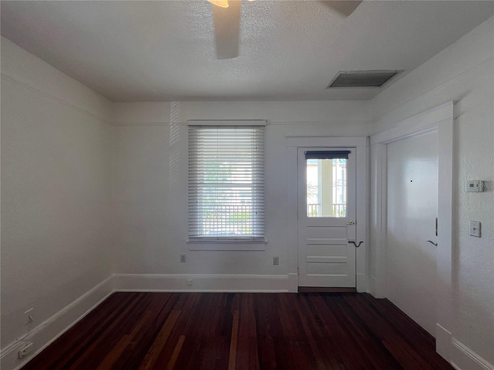 429 Ruth Ln, FL