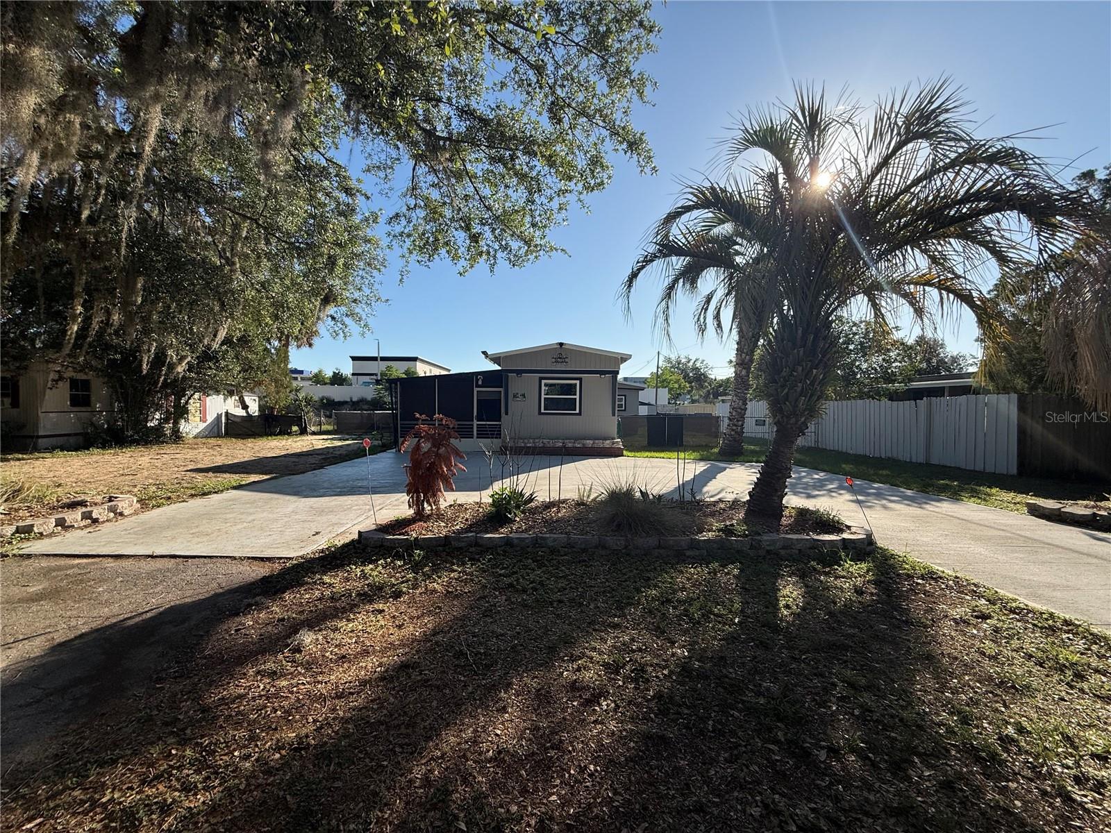 16715 101st Court Road, FL