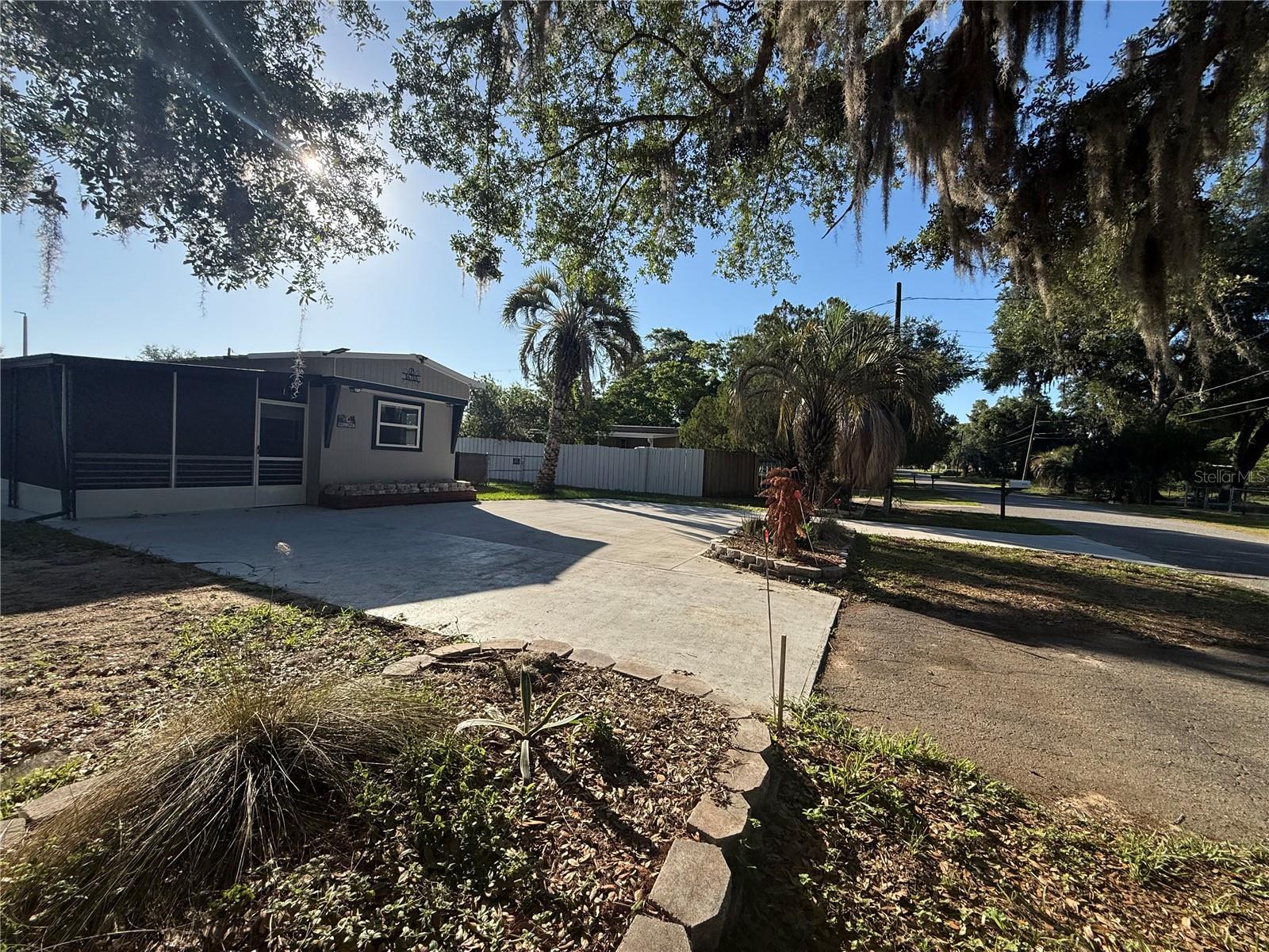 16715 101st Court Road, FL