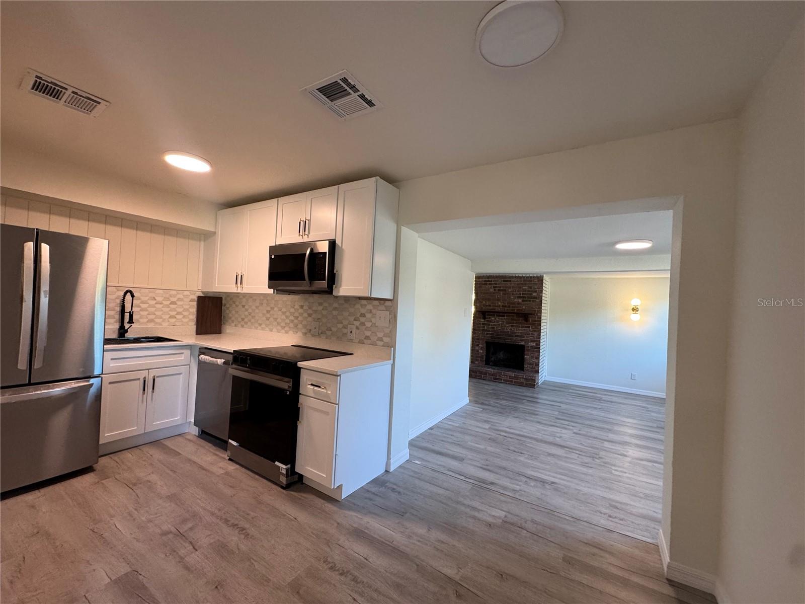 7224 Valiant Court, FL