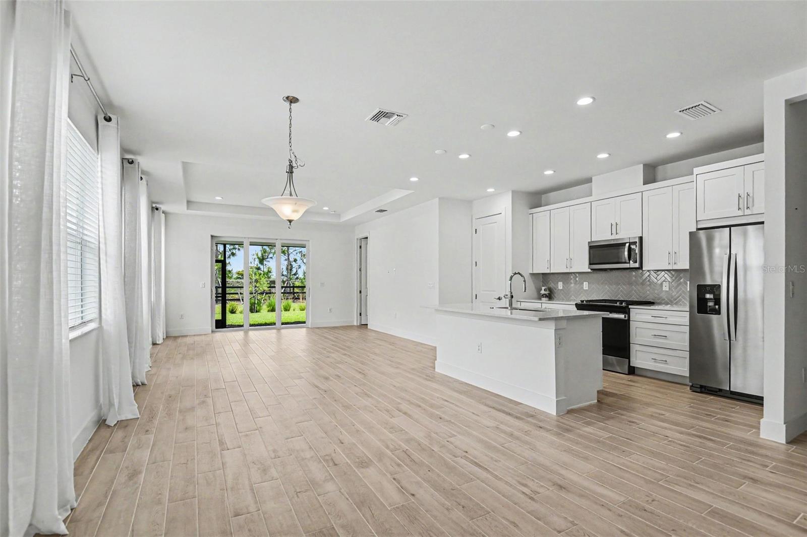 44283 Panther Drive, FL