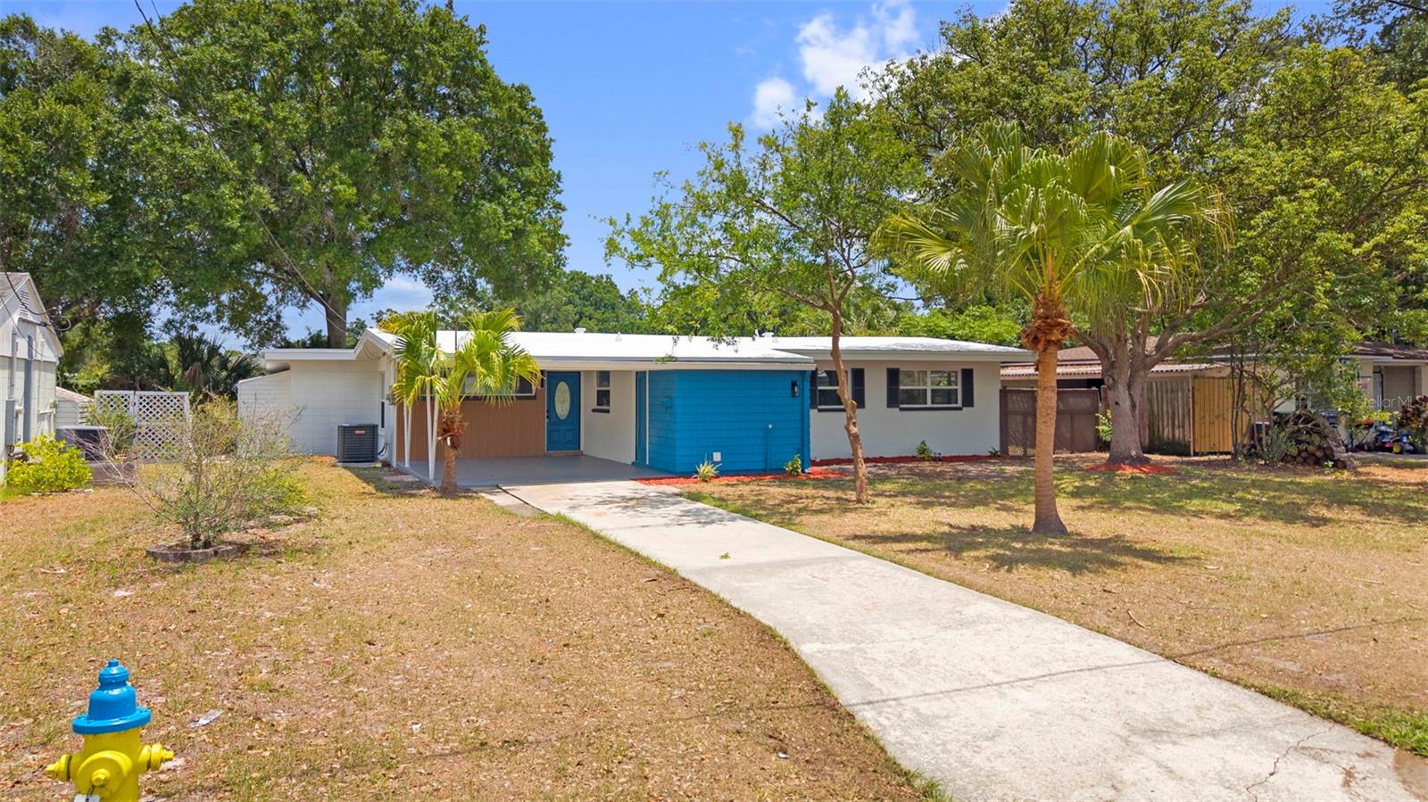 10221 Fleetwood Drive, FL