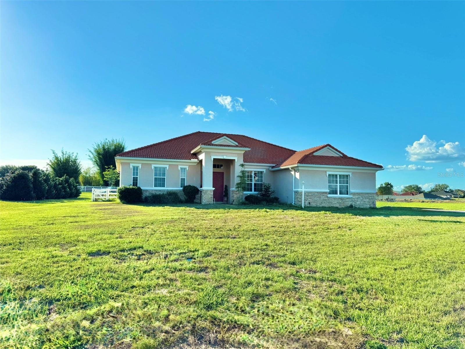 56 Needles Point, FL