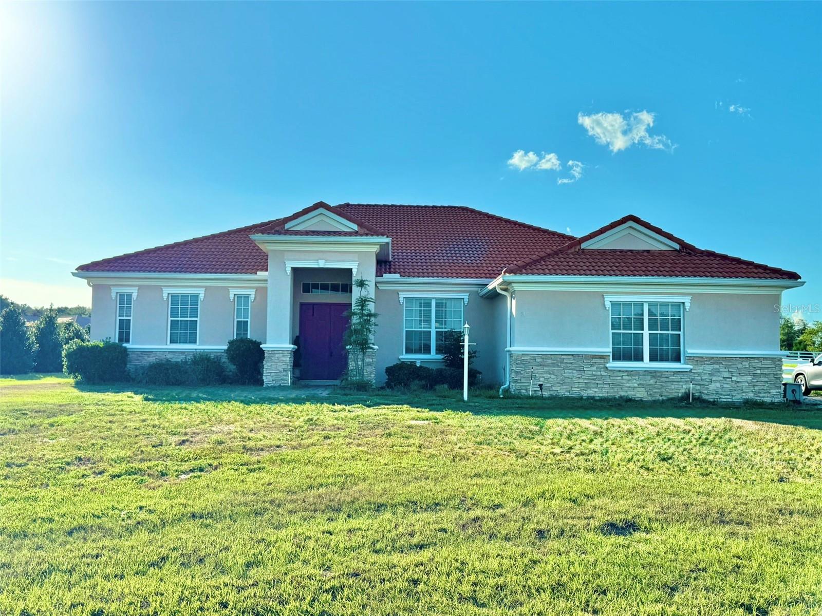 56 Needles Point, FL