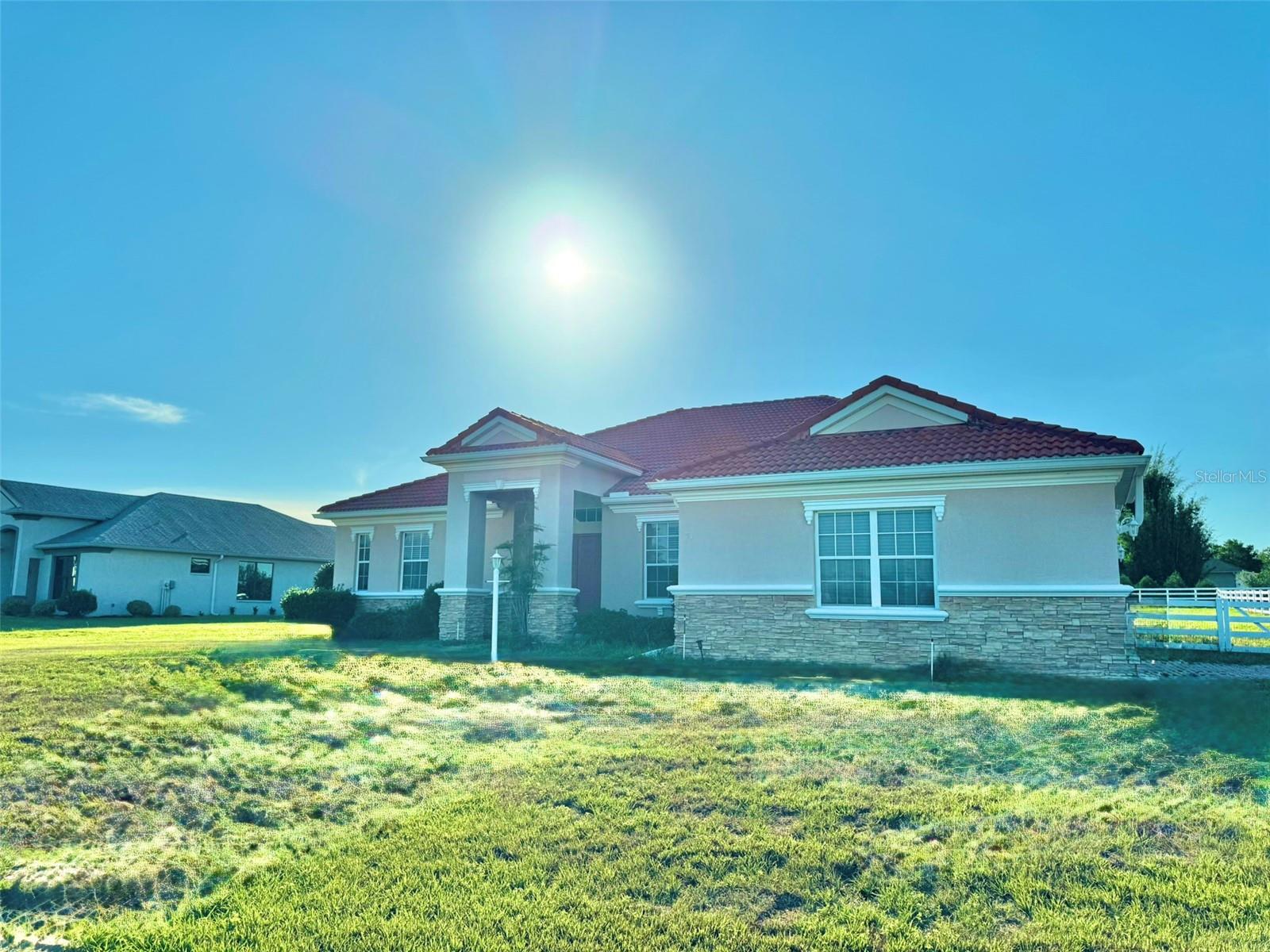 56 Needles Point, FL