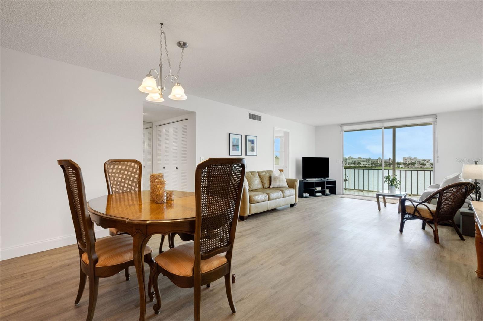 7665 Sun Island Drive, FL