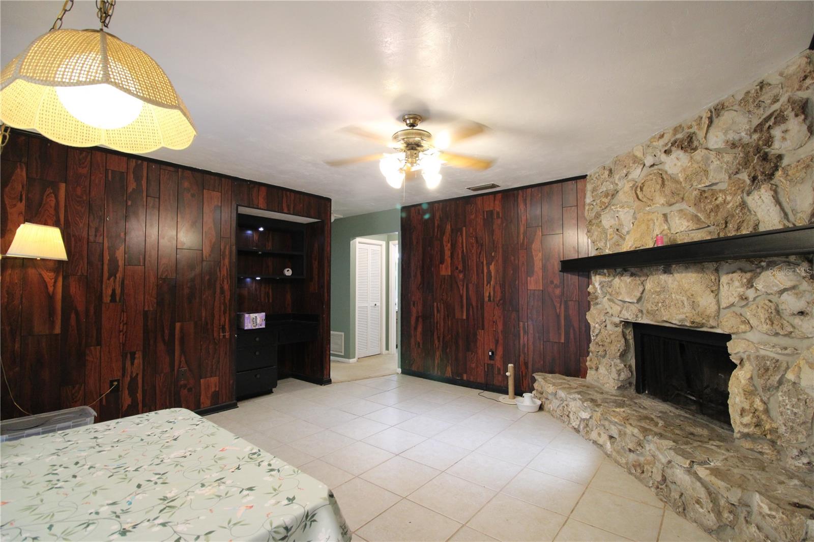 1624 77th Terrace, FL