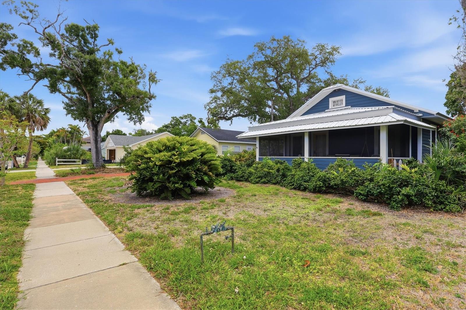 1828 Grove Street, FL