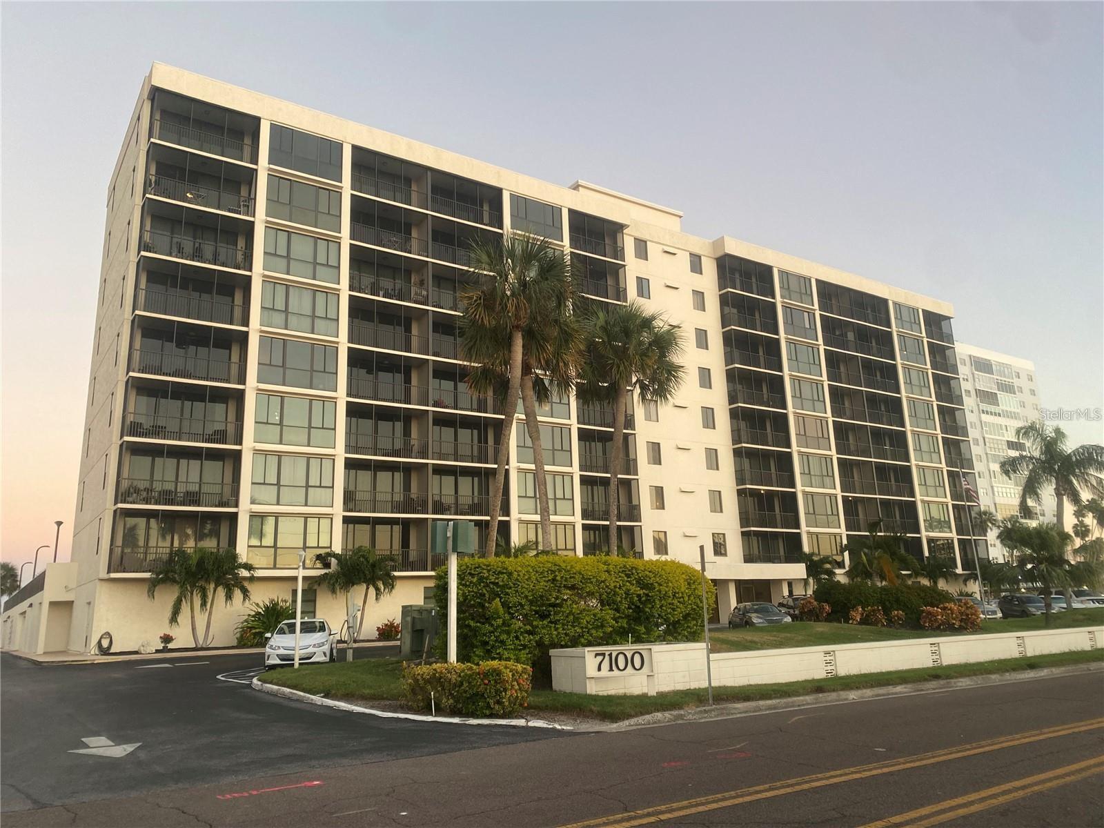 7100 Sunshine Skyway Lane, FL