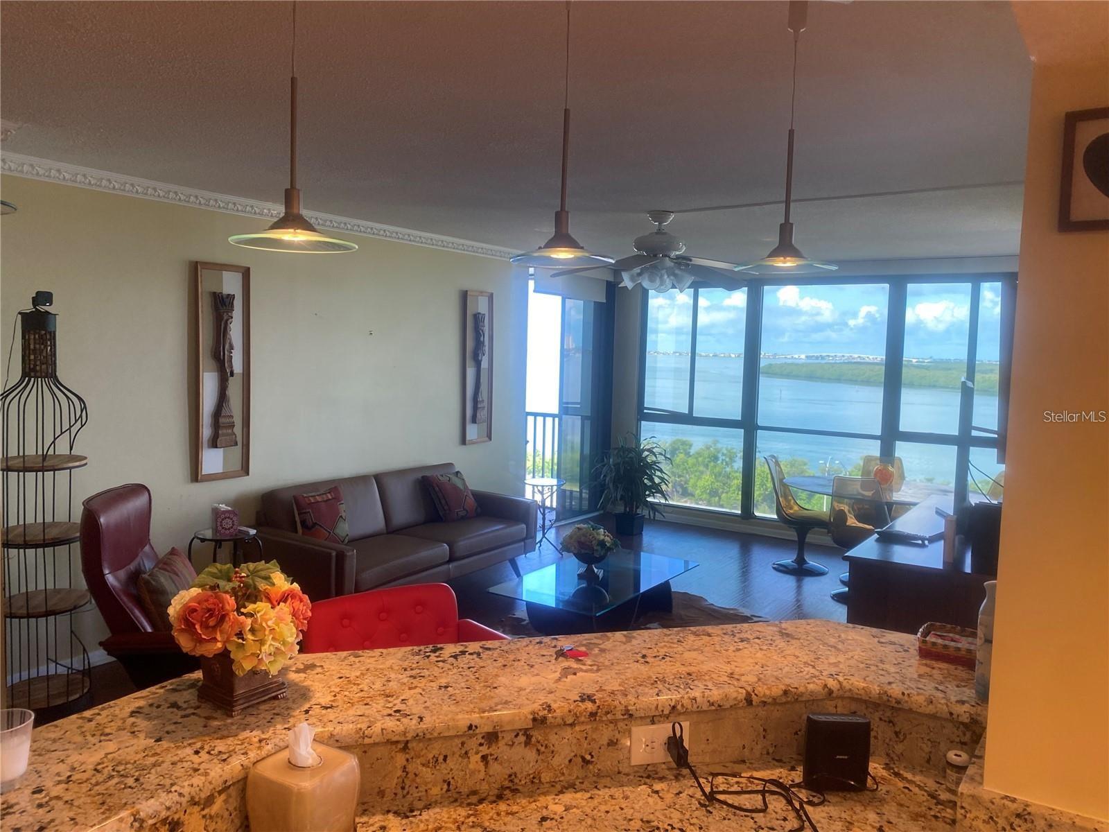 7100 Sunshine Skyway Lane, FL