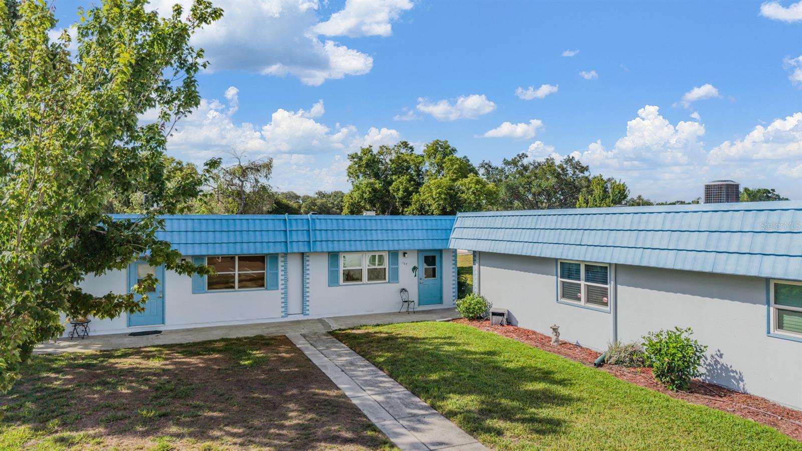 302 Andover Place, FL