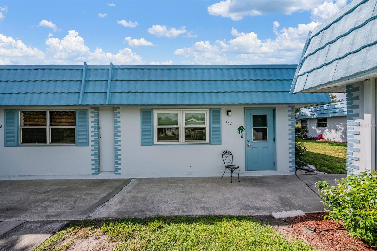 302 Andover Place, FL