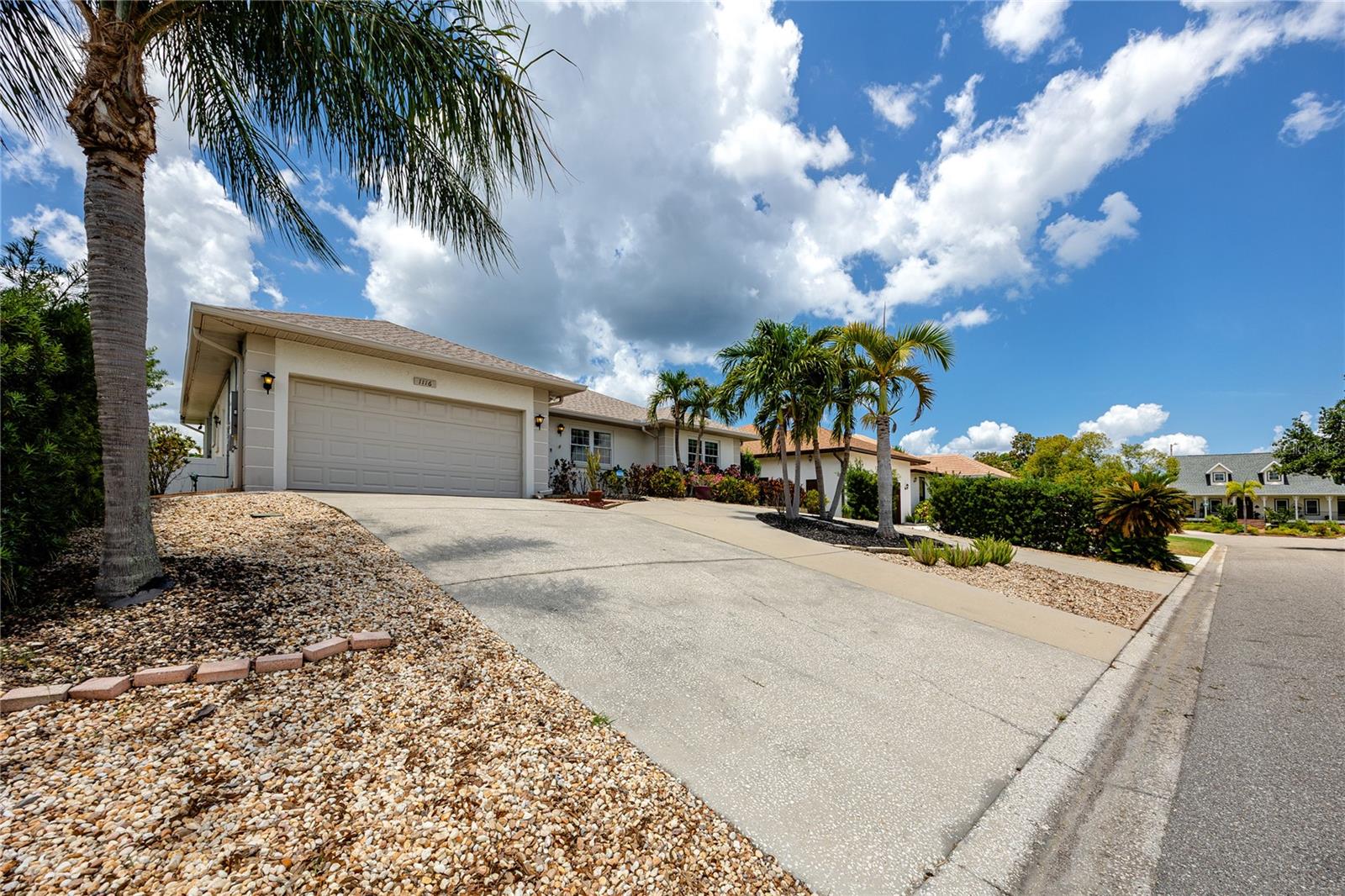 1116 Kingfish Place, FL