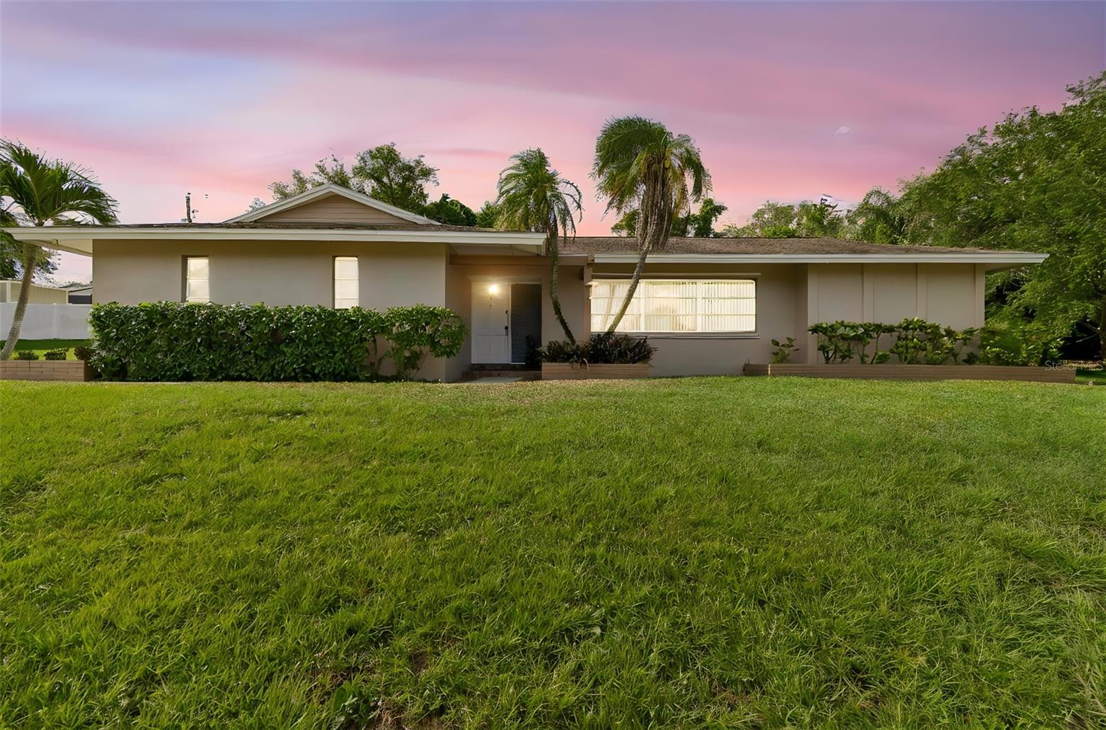 1251 Holiday Drive, FL