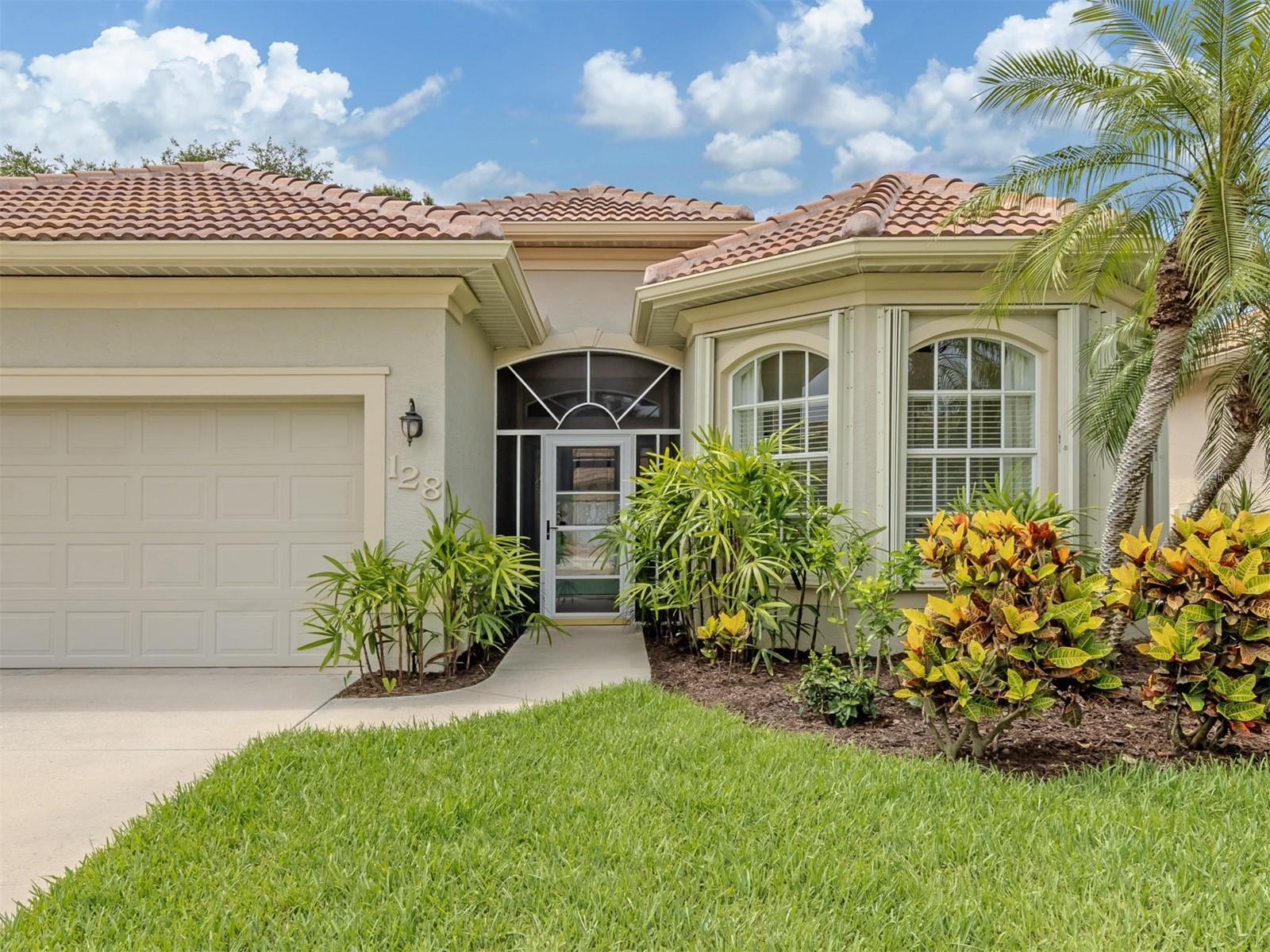 128 Amora Avenue, FL