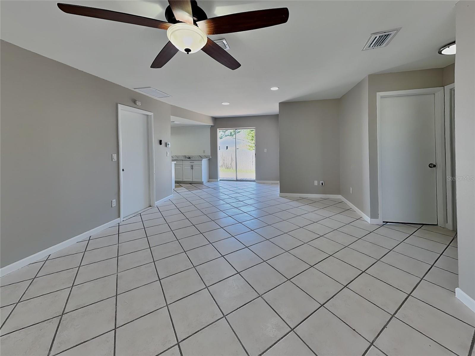 BRADENTON, FL