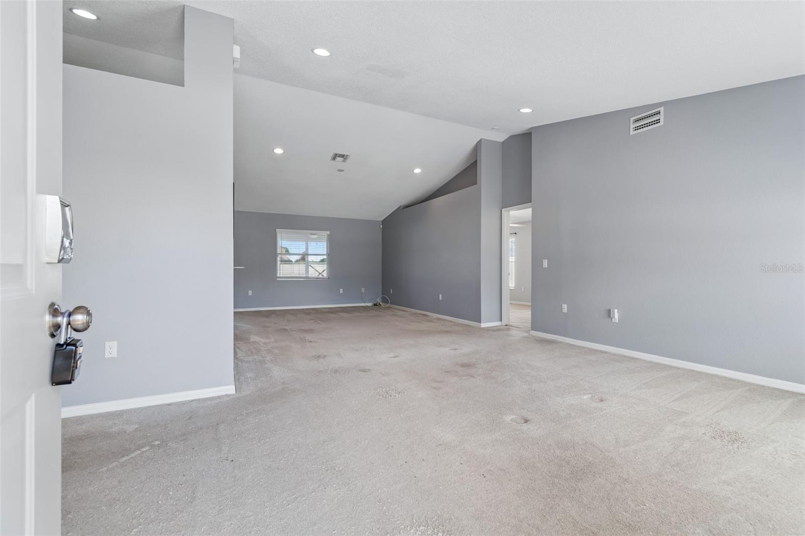 6352 Prominence Point Drive, FL