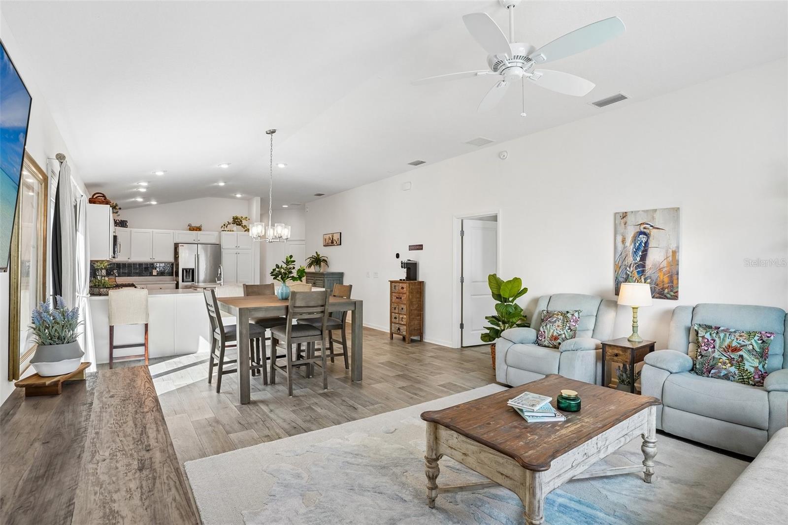 1461 Emma Place, FL